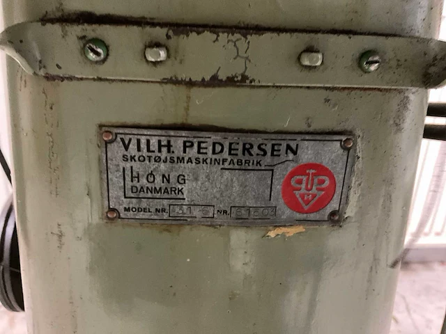 Vihl pedersen rapid-d stikmachine tot 20mm dikte - afbeelding 6 van  10