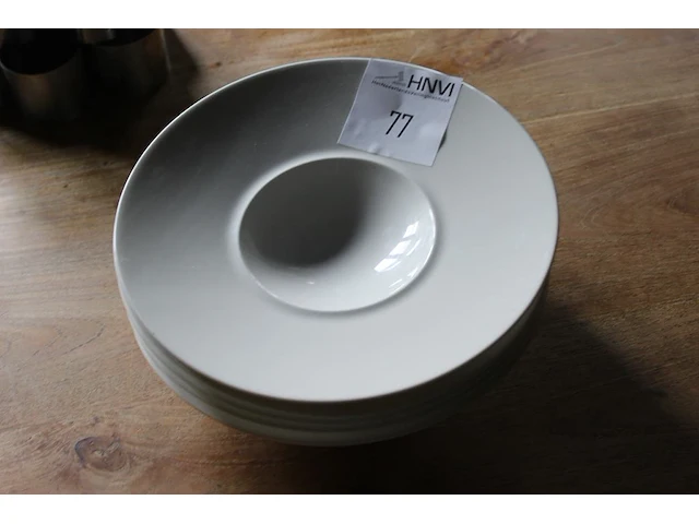 Vijf designborden. - afbeelding 2 van  2