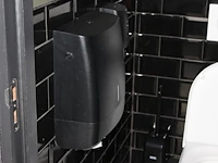 Vijf dispencers waaronder toiletpapier- en tissuedispencer. - afbeelding 13 van  13