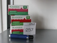 Vijf doosjes merkkrijt kadeem incl. merkkrijthouder - afbeelding 1 van  3