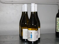 Vijf flessen sauvignon blanc le p'tit buisse. - afbeelding 2 van  2