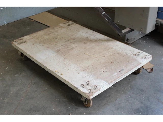 Vijf houten transportbokken, afmeting 122 x 81 cm - afbeelding 3 van  3