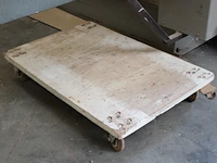 Vijf houten transportbokken, afmeting 122 x 81 cm - afbeelding 3 van  3