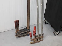 Vijf lijmklemmen w.o. 125 en 150 cm. - afbeelding 1 van  2