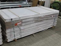Vijf nieuwe binnendeuren 93 x 231.5 x 4 cm met kozijn waarvan drie rechtsdraaiend en twee linksdraaiend. - afbeelding 1 van  4