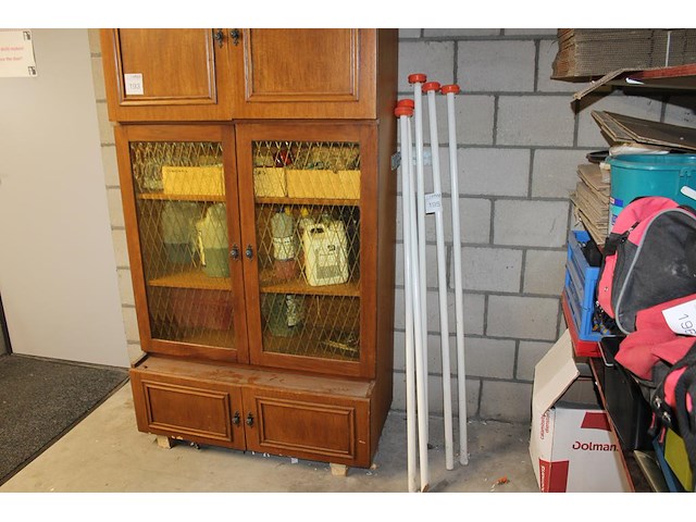 Vijf vlaggenstokken, lengte ca. 150 cm. - afbeelding 1 van  2