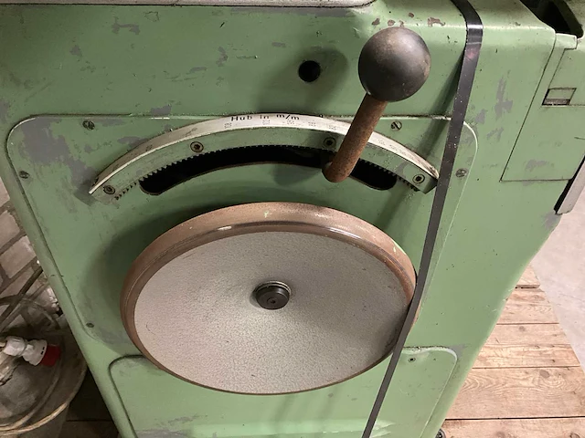 Vijlmachine metaalbewerkingmachine - afbeelding 10 van  15
