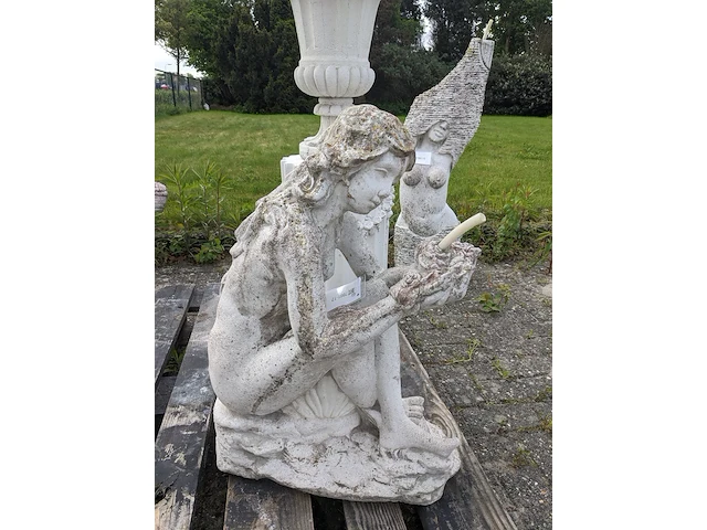 Vijverornament, vrouw - afbeelding 3 van  7