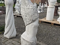 Vijverornament, vrouw - afbeelding 4 van  9
