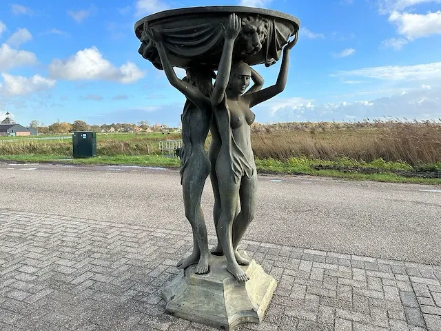 Vijvers en fontijn - afbeelding 7 van  7
