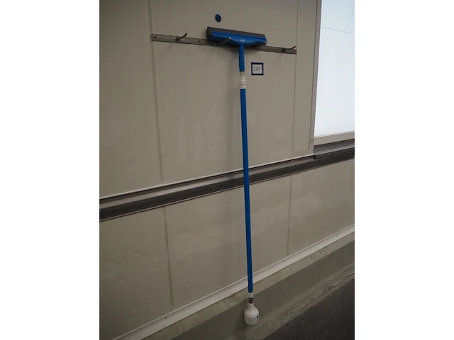 Vikan - afbeelding 1 van  3