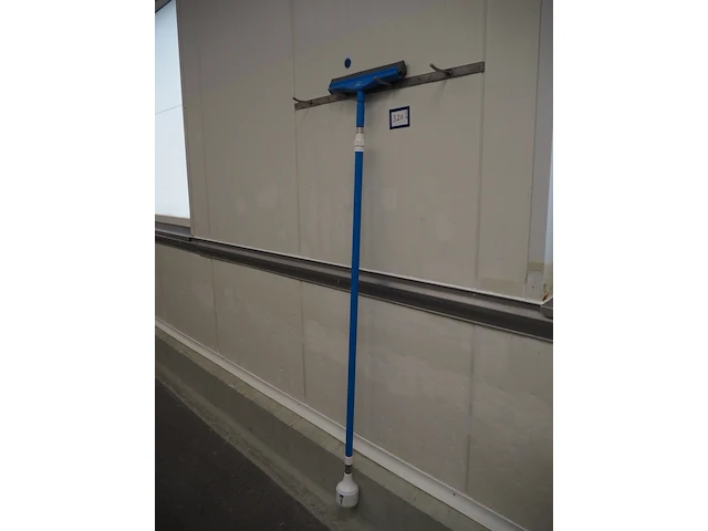 Vikan - afbeelding 2 van  3