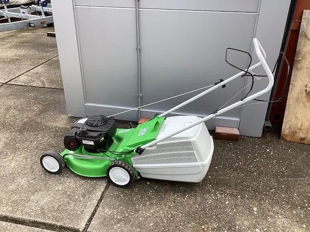 Viking mb 248 t grasmaaier - afbeelding 1 van  5