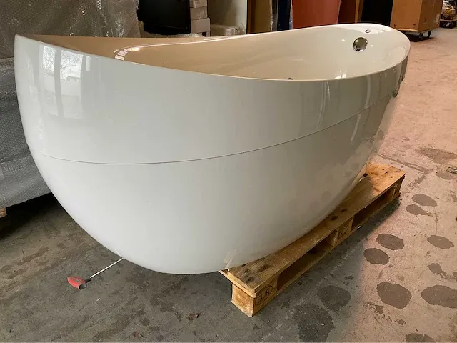 Villeroy & boch aveo exclusieve vrijstaande whirlpool bad met lift 186x93 cm - afbeelding 5 van  24