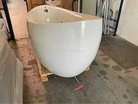 Villeroy & boch aveo exclusieve vrijstaande whirlpool bad met lift 186x93 cm - afbeelding 6 van  24