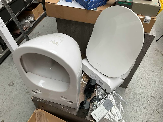 Villeroy & boch douche wc viclean l4 set - afbeelding 10 van  11