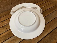 Villeroy & boch mokken en wedgwood borden - afbeelding 5 van  18