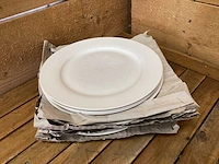Villeroy & boch mokken en wedgwood borden - afbeelding 6 van  18
