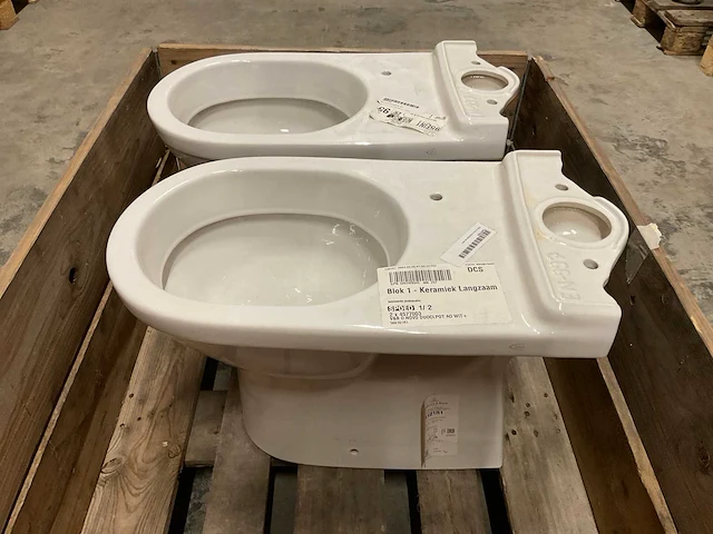 Villeroy & boch o.novo 566101r1 staande toilet (2x) - afbeelding 1 van  3