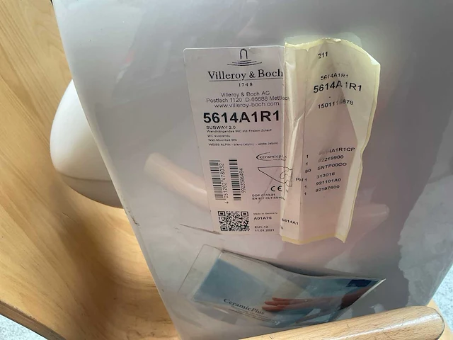 Villeroy & boch viclean toilet met afstandsbediening ceramic+ - afbeelding 4 van  9