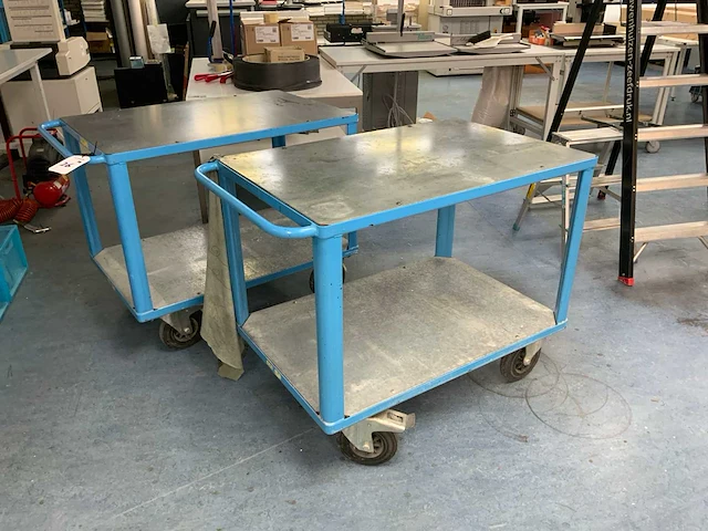 Vink lisse magazijnwagen (2x) - afbeelding 1 van  2