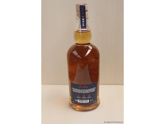Vink triple wood whisky- 70 cl - winkelverkoopprijs € 50.95 - afbeelding 2 van  3