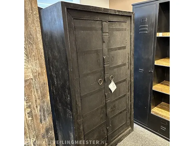 Vintage 2-deurs kast, 115x43x184 cm - afbeelding 1 van  6
