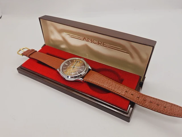 Vintage ancre antishock 2000 mechanische handwinder - afbeelding 5 van  8