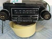 Vintage autoradio - afbeelding 1 van  1