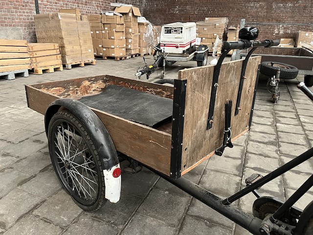 Vintage bakfiets - afbeelding 4 van  5