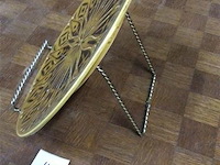 Vintage bord met steun - afbeelding 2 van  2