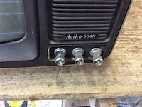 Vintage draagbaar tv toestel - afbeelding 3 van  3