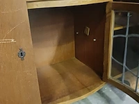 Vintage dressoir met 2 deuren, lade en een glasdeur in lood - afbeelding 9 van  17