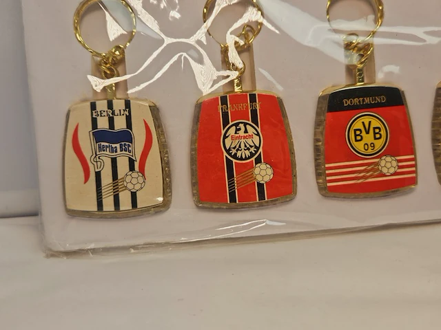 Vintage duitse voetbalclub naakte vrouwen aanstekers - afbeelding 2 van  4