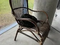 Vintage fauteuil met kussen - afbeelding 2 van  4