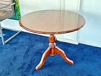 Vintage hangoor tafel - afbeelding 1 van  3