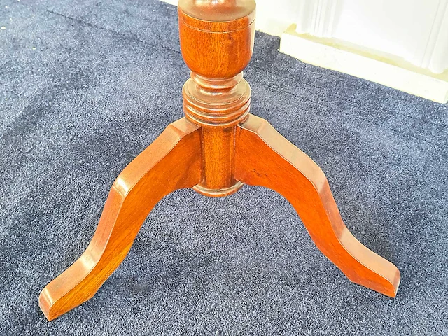 Vintage hangoor tafel - afbeelding 3 van  3