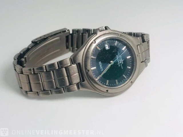 Vintage horloge - lorus - titanium - afbeelding 4 van  5