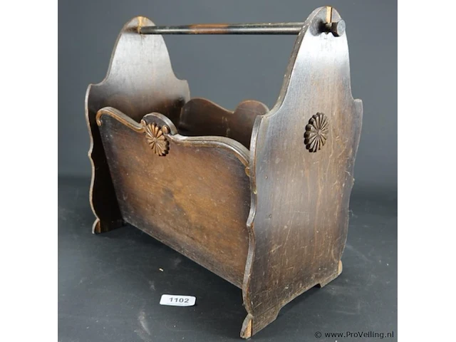 Vintage houten lectuurbak - afbeelding 1 van  5