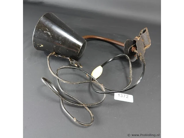 Vintage industriële klemlamp - afbeelding 5 van  5