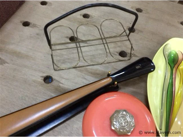 Vintage items - afbeelding 2 van  3