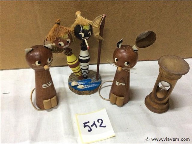 Vintage items - afbeelding 1 van  3