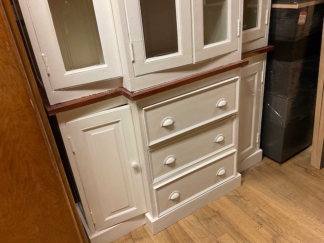 Vintage keukenkast wit - afbeelding 2 van  3