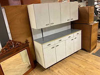 Vintage keukenkast - afbeelding 1 van  2