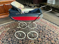 Vintage kinderwagen - afbeelding 3 van  7