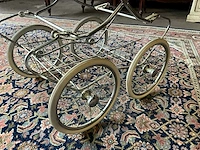 Vintage kinderwagen - afbeelding 7 van  7