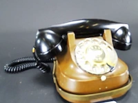 Vintage koperen telefoon