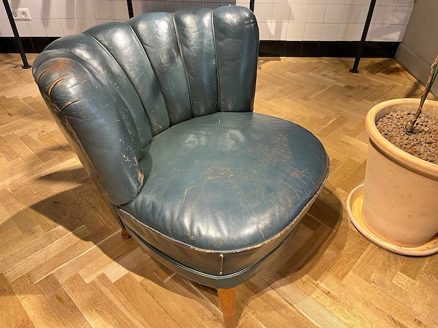 Vintage lederen cocktail stoel - afbeelding 2 van  5