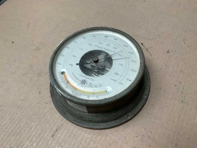 Vintage marine barometer - afbeelding 2 van  2