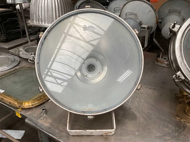 Vintage marine flood light - afbeelding 2 van  7